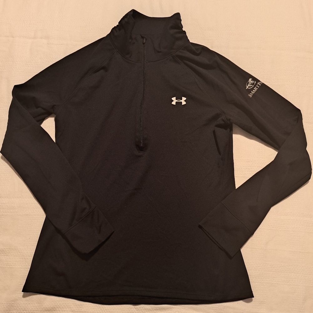 Under Armour women's Medium black semi fitted long sleeve shirt logo on sleeve